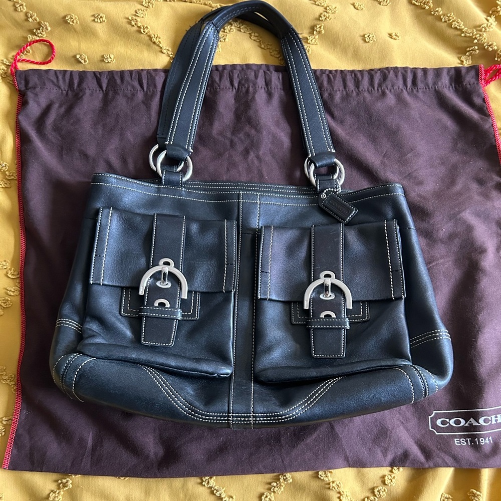 Vintage Coach SoHo black leather work tote bag with wristlet